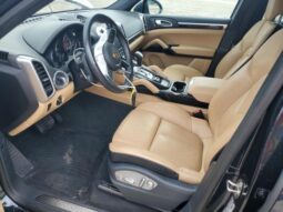 
										2017 Porsche Cayenne full									