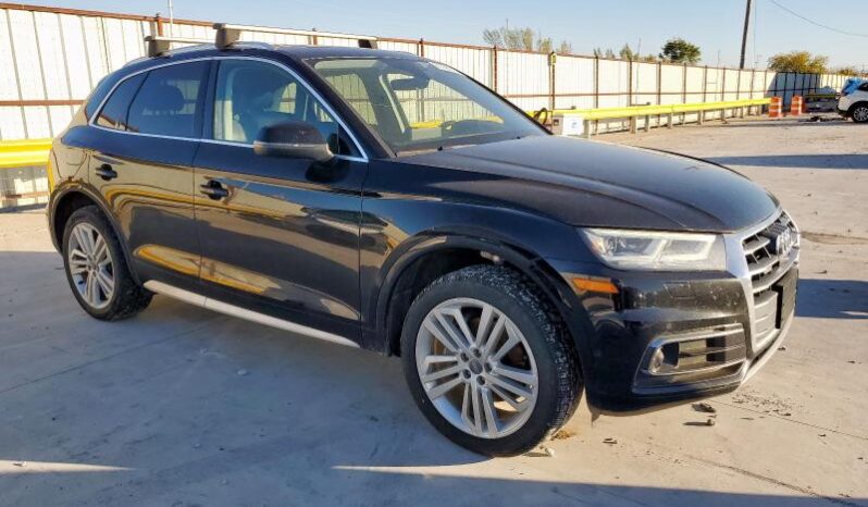 
								2019 Audi Q5 full									