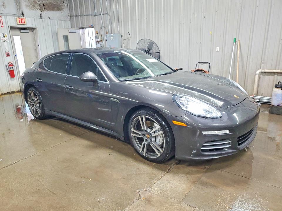 2015 Porsche Panamera