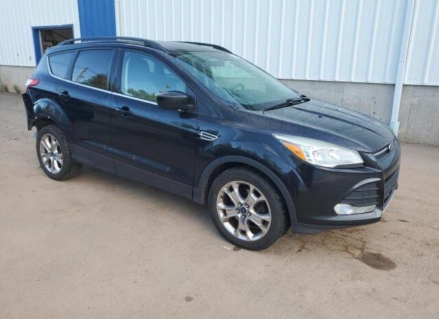 
								2015 Ford Escape se full									