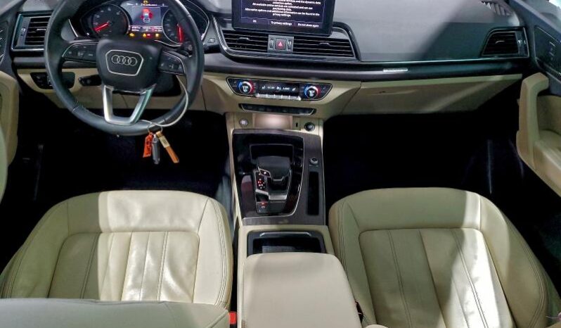 
								2022 Audi Q5 full									