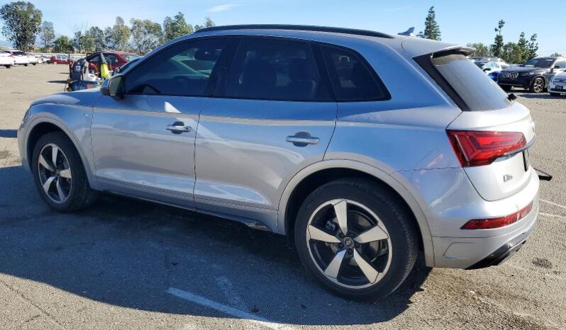 
								2022 Audi Q5 full									