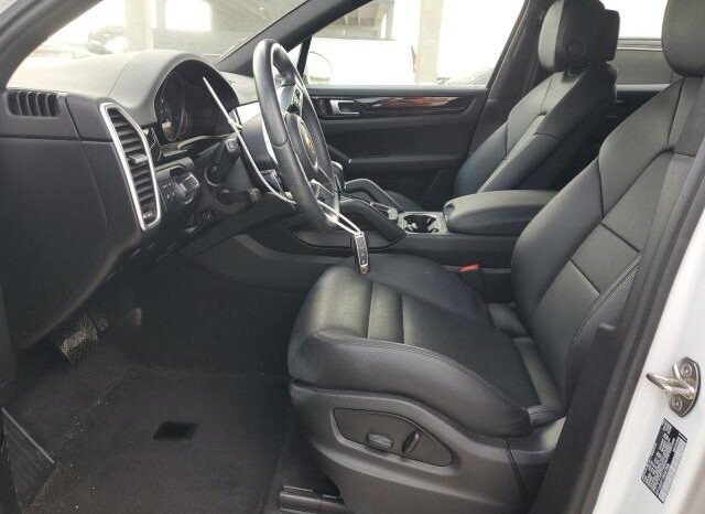 
								2023 Porsche Cayenne full									