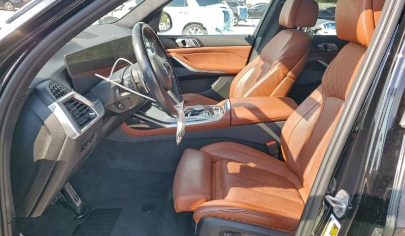 
								2024 BMW X7 full									
