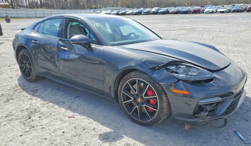 
								2018 Porsche Panamera full									