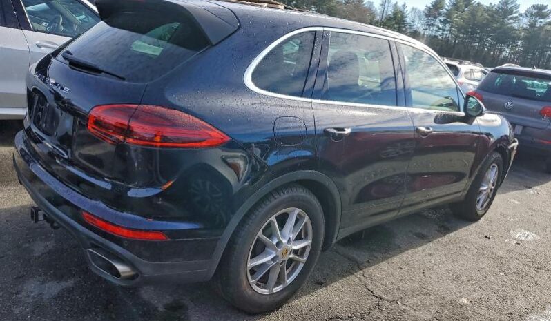 
								2015 Porsche Cayenne full									