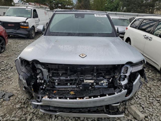 2024 Rivian R1s