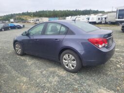 
										2013 Chevrolet Cruze ls full									