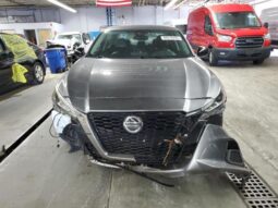 
										2020 Nissan Altima sr full									