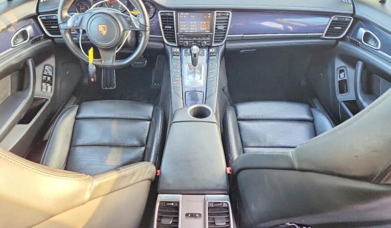 
								2016 Porsche Panamera full									