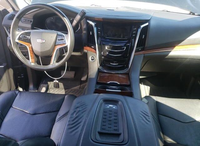 
								2016 Cadillac Escalade full									