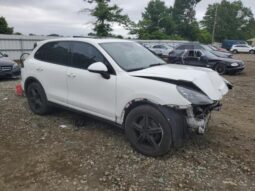 
										2016 Porsche Cayenne full									