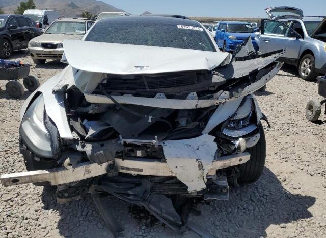 
								2019 Tesla Model 3 full									