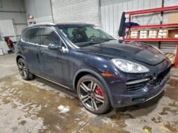 
										2012 Porsche Cayenne full									