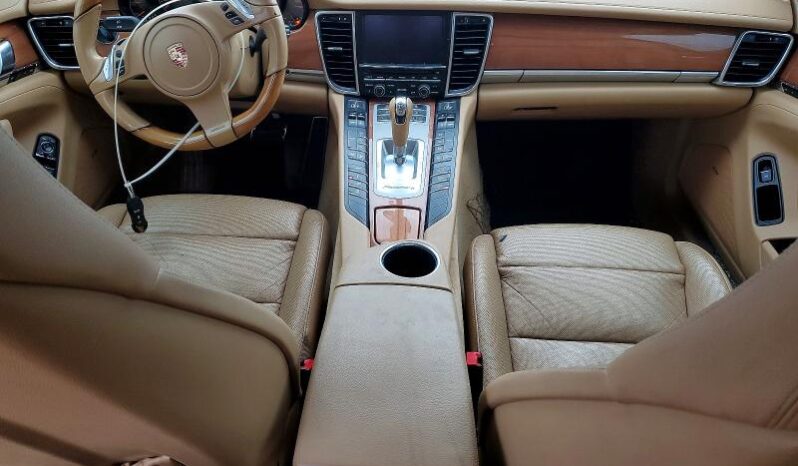 
								2012 Porsche Panamera full									