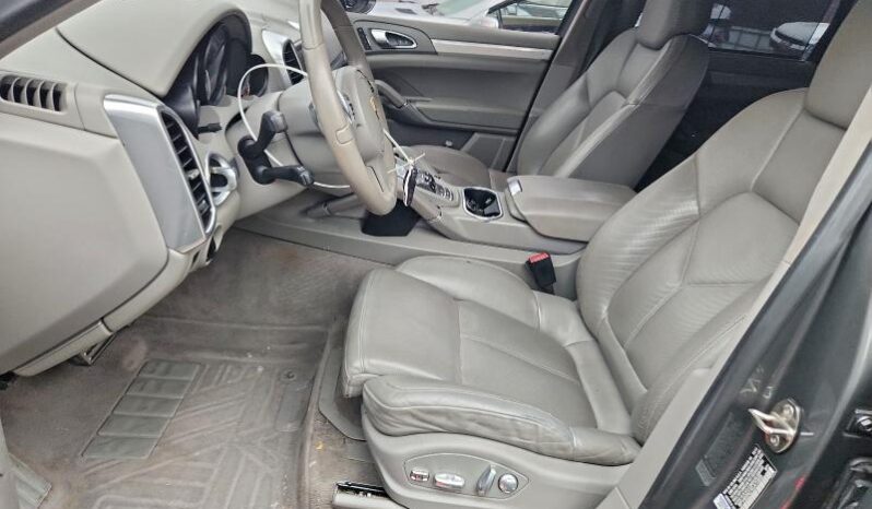 
								2014 Porsche Cayenne full									