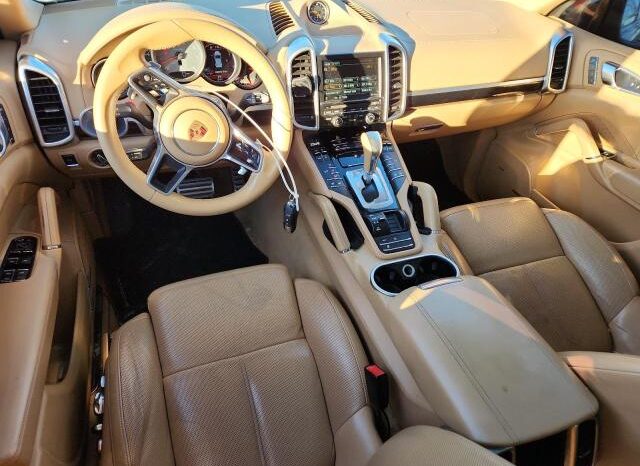 
								2016 Porsche Cayenne full									
