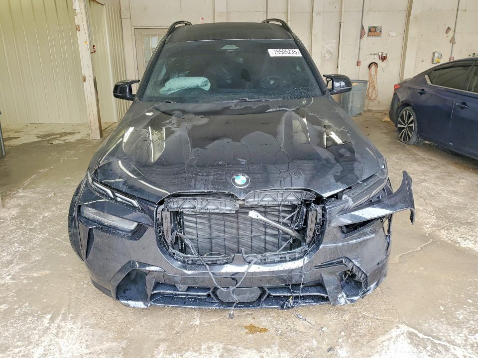 2024 BMW X7