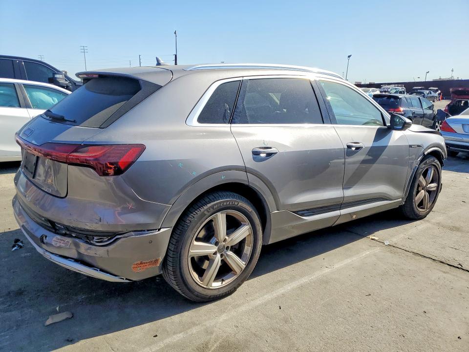 2019 Audi E-tron