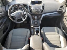 
										2015 Ford Escape se full									