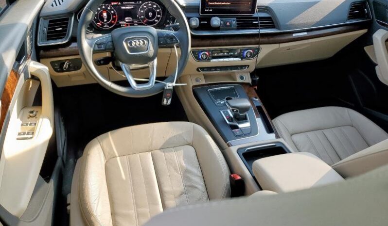 
								2018 Audi Q5 full									