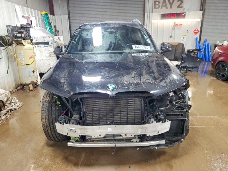 2025 BMW X7
