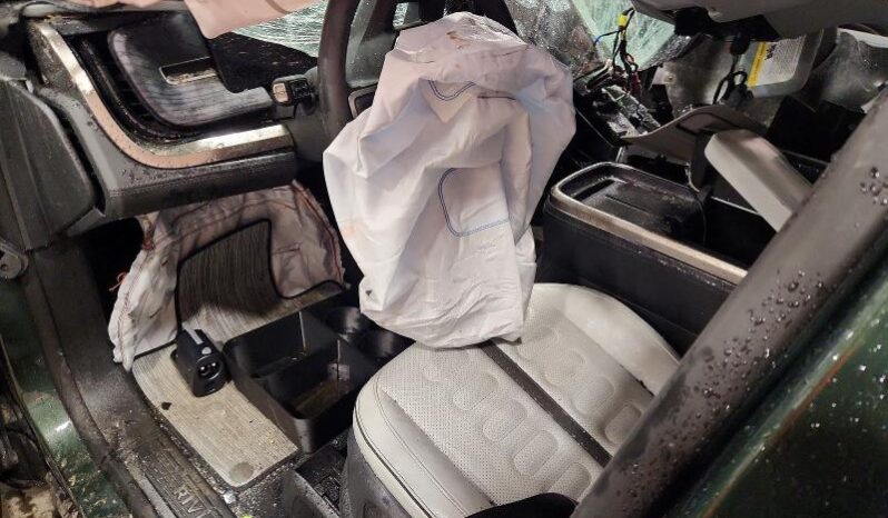 
								2025 Rivian R1s full									