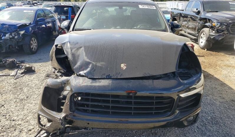 
								2016 Porsche Cayenne full									