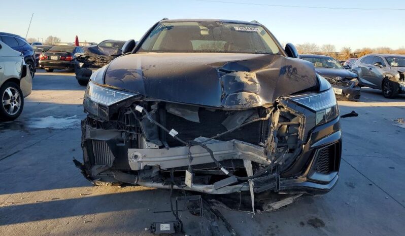 
								2019 Audi Q8 full									