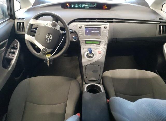 
								2012 Toyota Prius full									