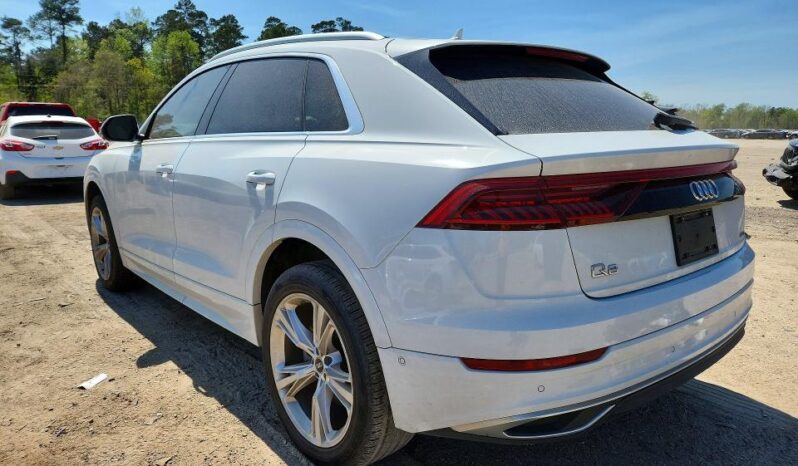 
								2022 Audi Q8 full									