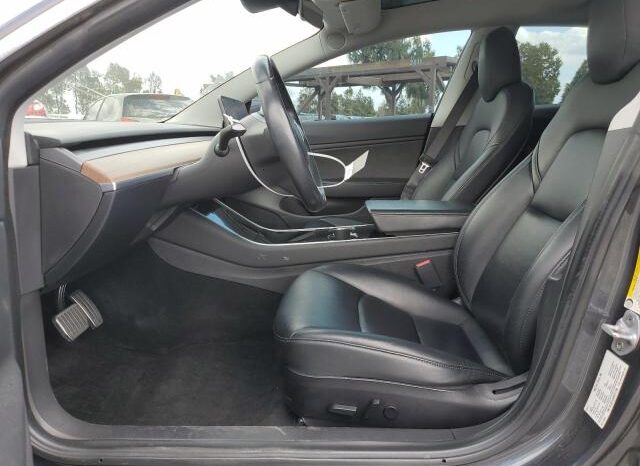 
								2019 Tesla Model 3 full									