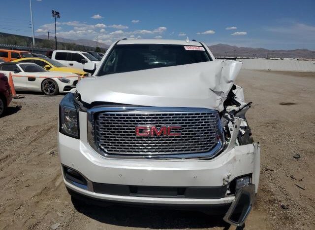 
								2016 Gmc Yukon full									