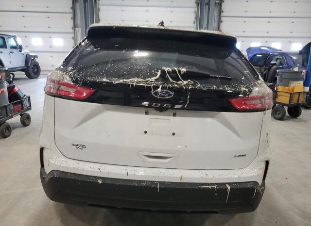 
								2024 Ford Edge se full									