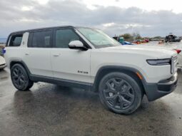 
										2022 Rivian R1s full									