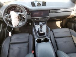 
										2023 Porsche Cayenne full									