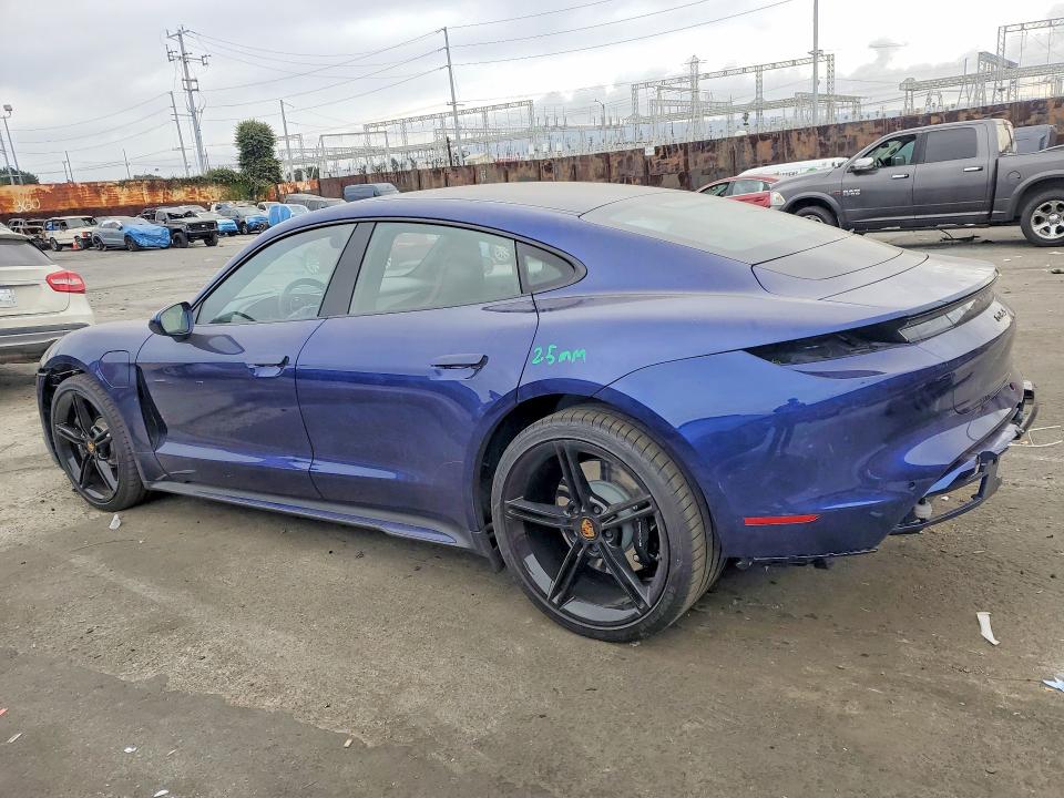 2022 Porsche Taycan