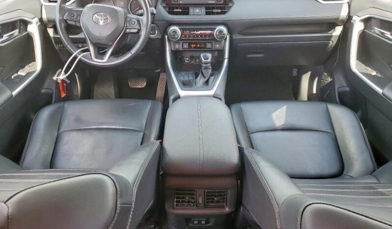 
								2020 Toyota Rav4 full									