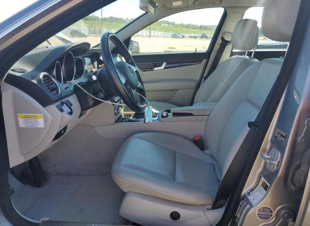 
								2013 Mercedes-benz C 300 4mat full									