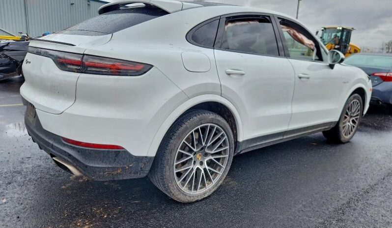 
								2021 Porsche Cayenne full									