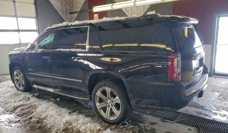 
								2017 Gmc Yukon full									