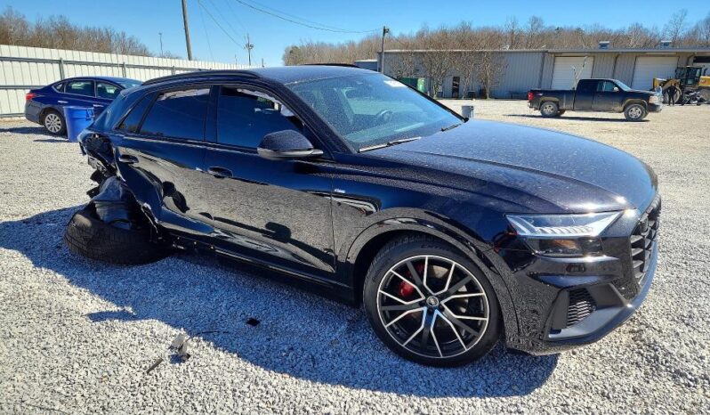 
								2021 Audi Q8 full									