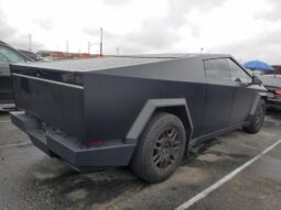 
										2024 Tesla Cybertruck full									