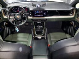 
										2024 Porsche Cayenne full									