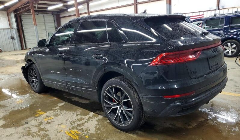 
								2022 Audi Q8 full									