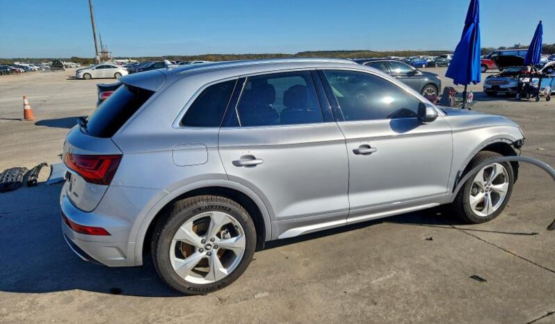 
								2021 Audi Q5 full									