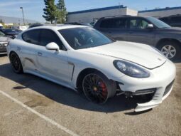 
										2016 Porsche Panamera full									