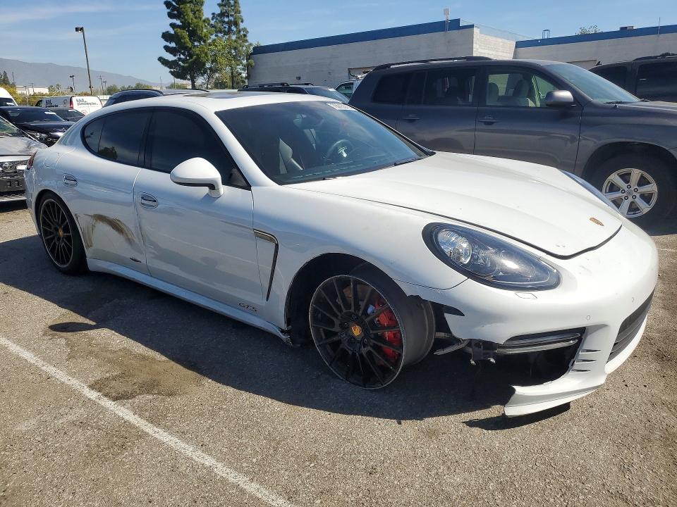 2016 Porsche Panamera