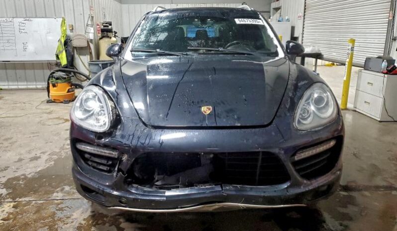 
								2012 Porsche Cayenne full									