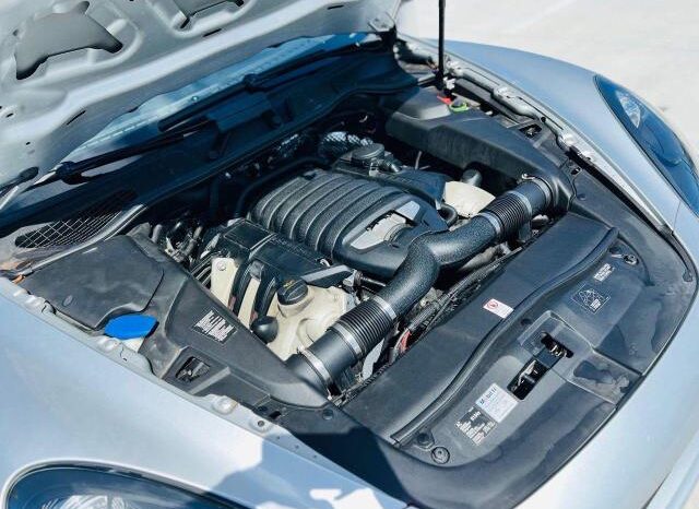 
								2013 Porsche Cayenne full									